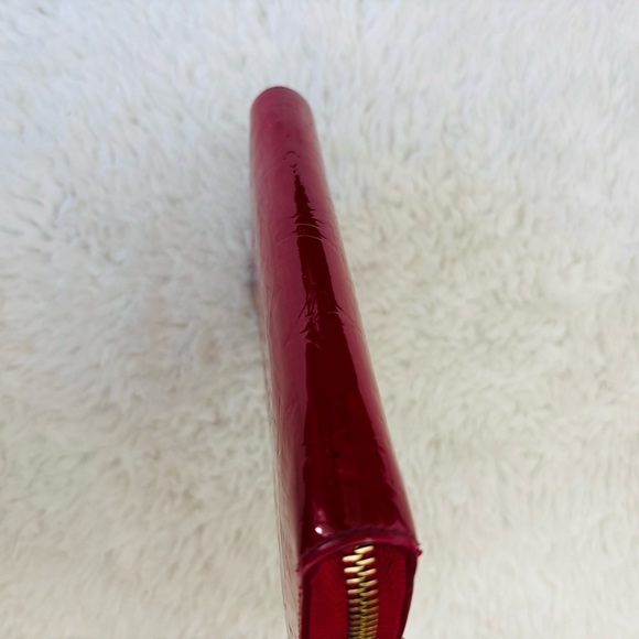 Louis Vuitton Cherry Red Vernis Zip Around Long Wallet - Picture 10 of 16